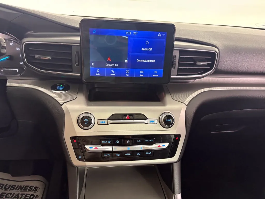 Ford Explorer photo 22