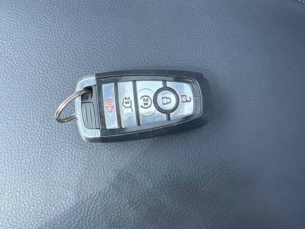 Ford Explorer photo 52