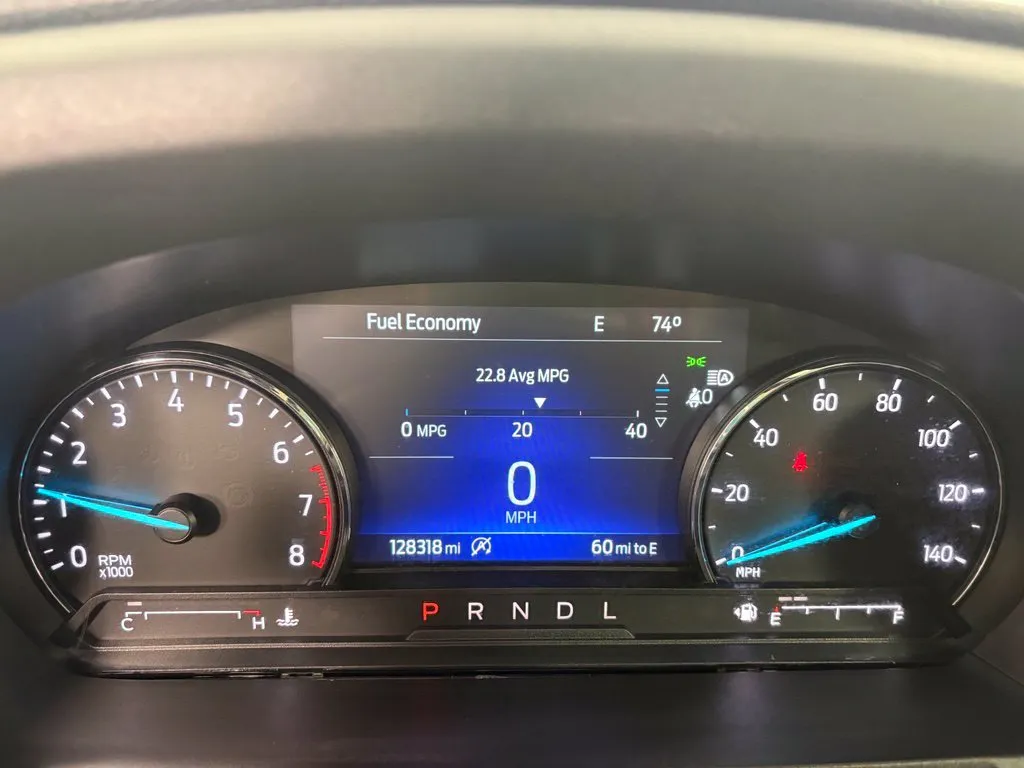Ford Explorer photo 21