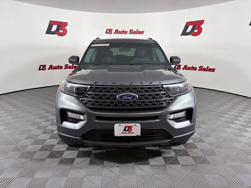 Ford Explorer photo 9
