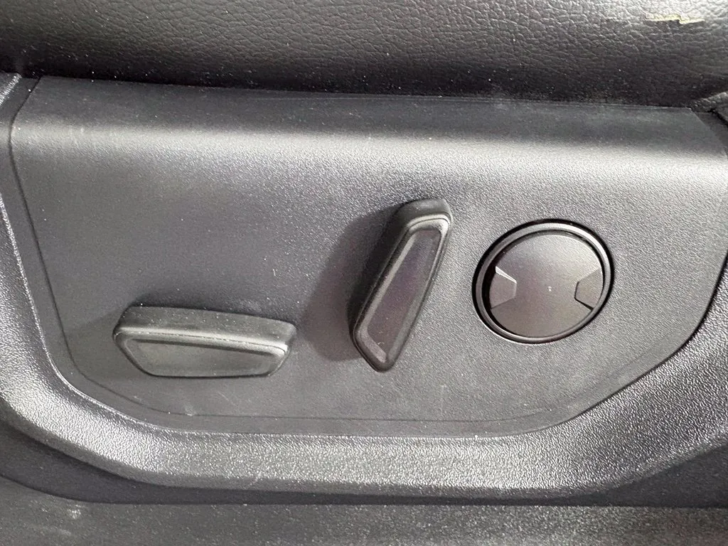 Ford F-150 photo 14