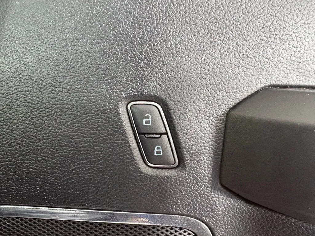 Ford F-150 photo 46