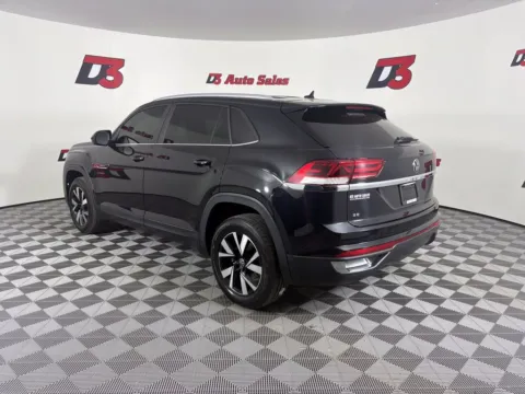 More photos of 2021 Volkswagen Atlas Cross Sport 2.0T SE at D3 Auto Sales - Des Arc, AR, AR