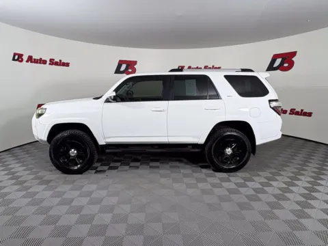 More photos of 2021 Toyota 4Runner SR5 at D3 Auto Sales - Des Arc, AR, AR