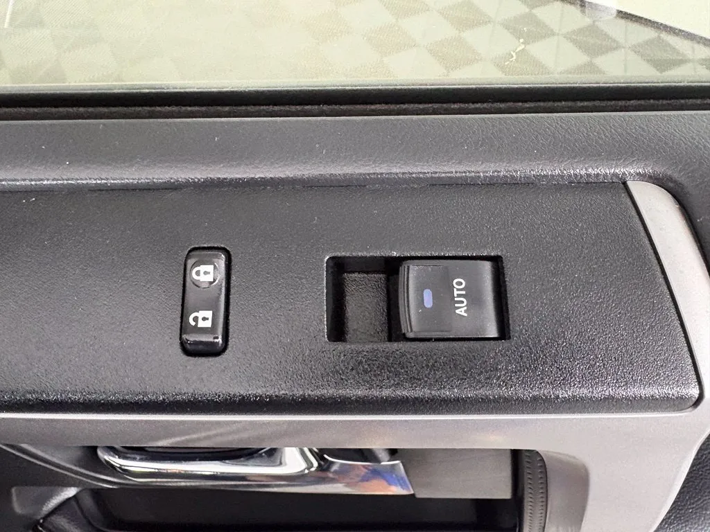 Toyota 4Runner photo 36