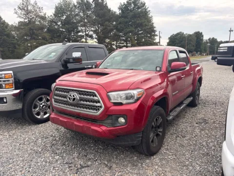 Photos of 2016 Toyota Tacoma TRD Sport for sale in Des Arc, AR at D3 Auto Sales - Des Arc, AR