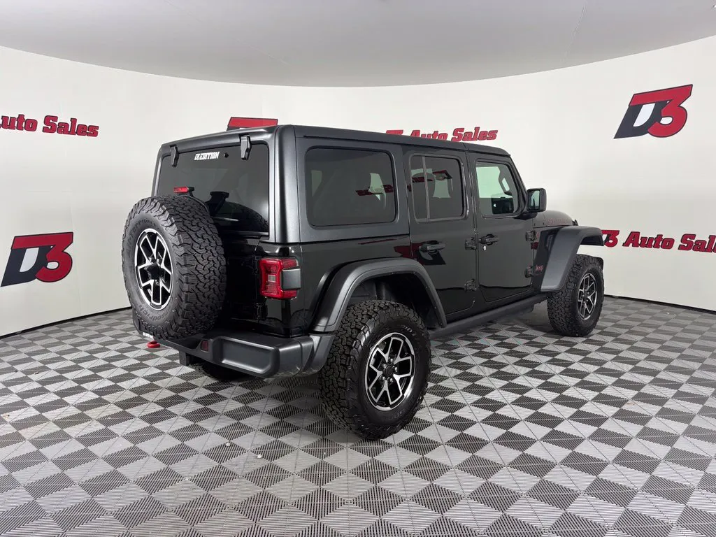 Jeep Wrangler photo 6
