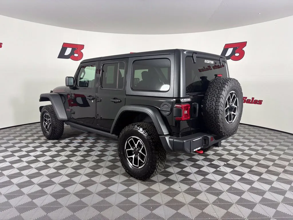 Jeep Wrangler photo 4
