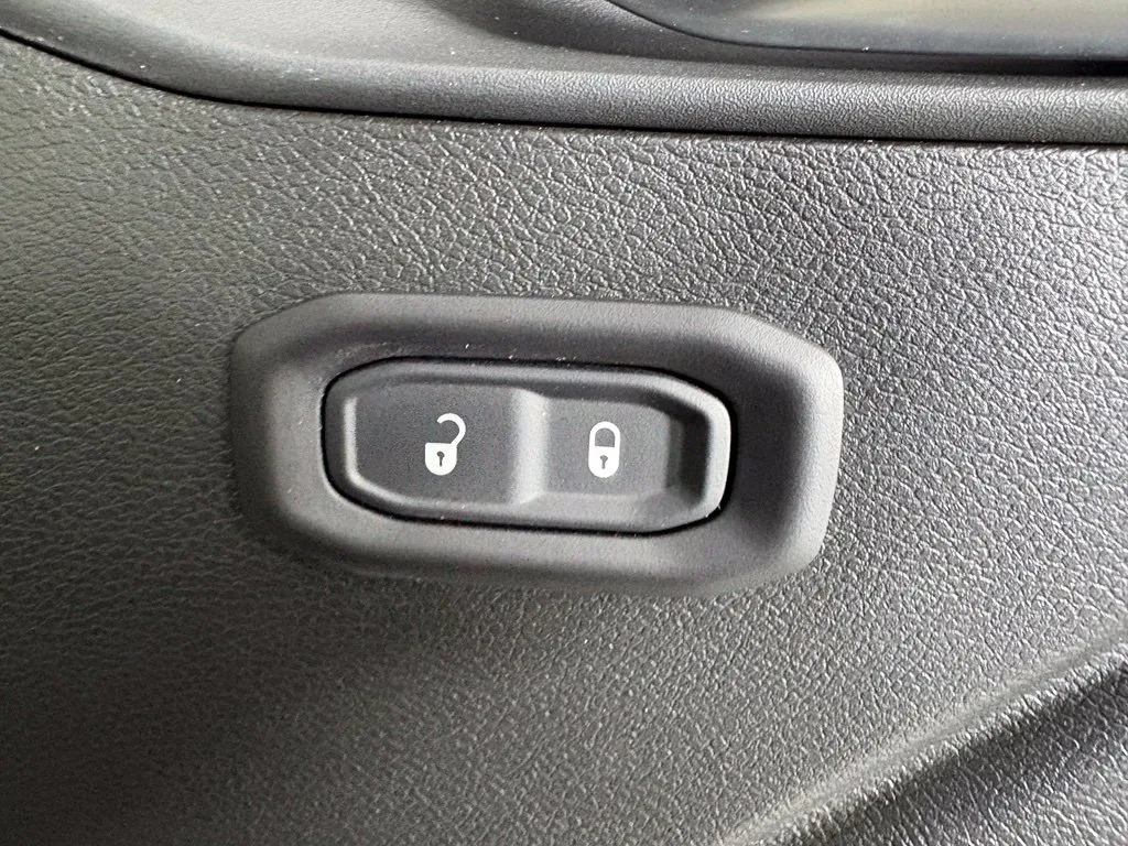 Jeep Wrangler photo 37