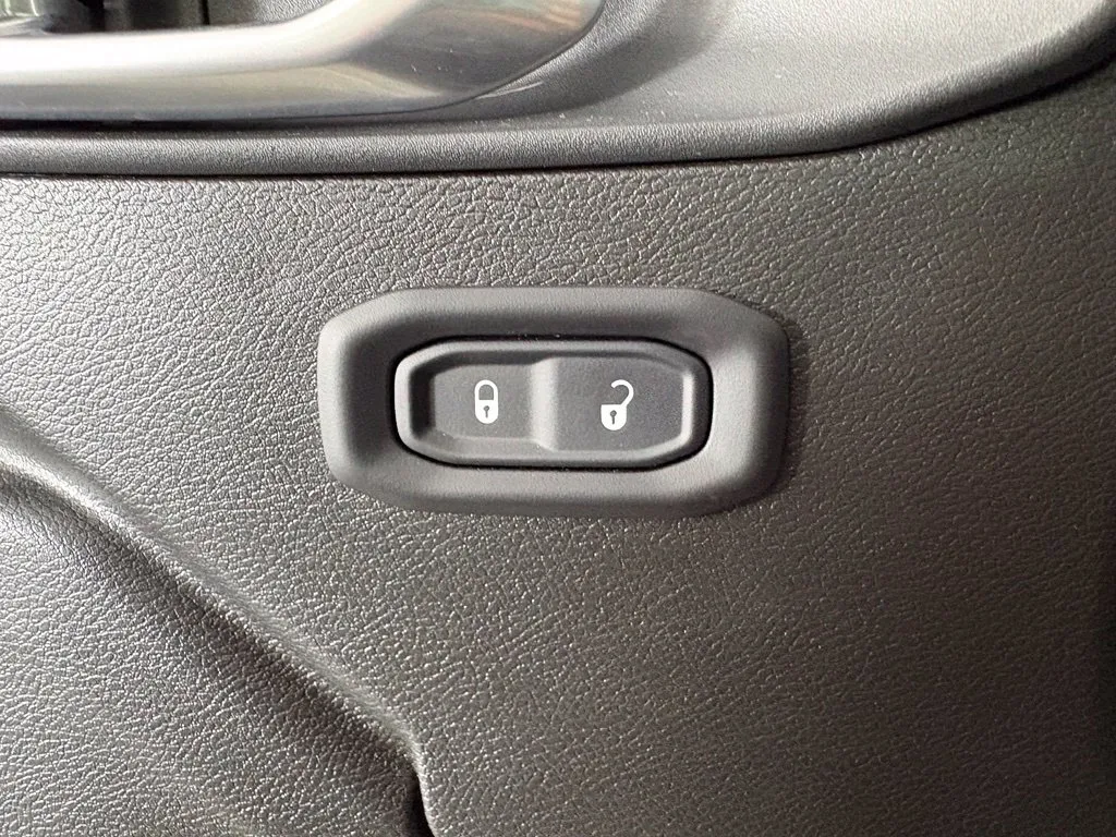 Jeep Wrangler photo 15