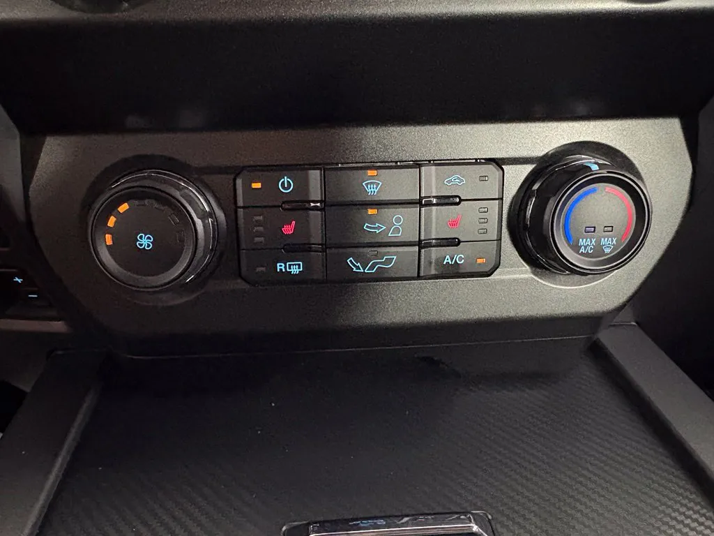 Ford F-150 photo 28