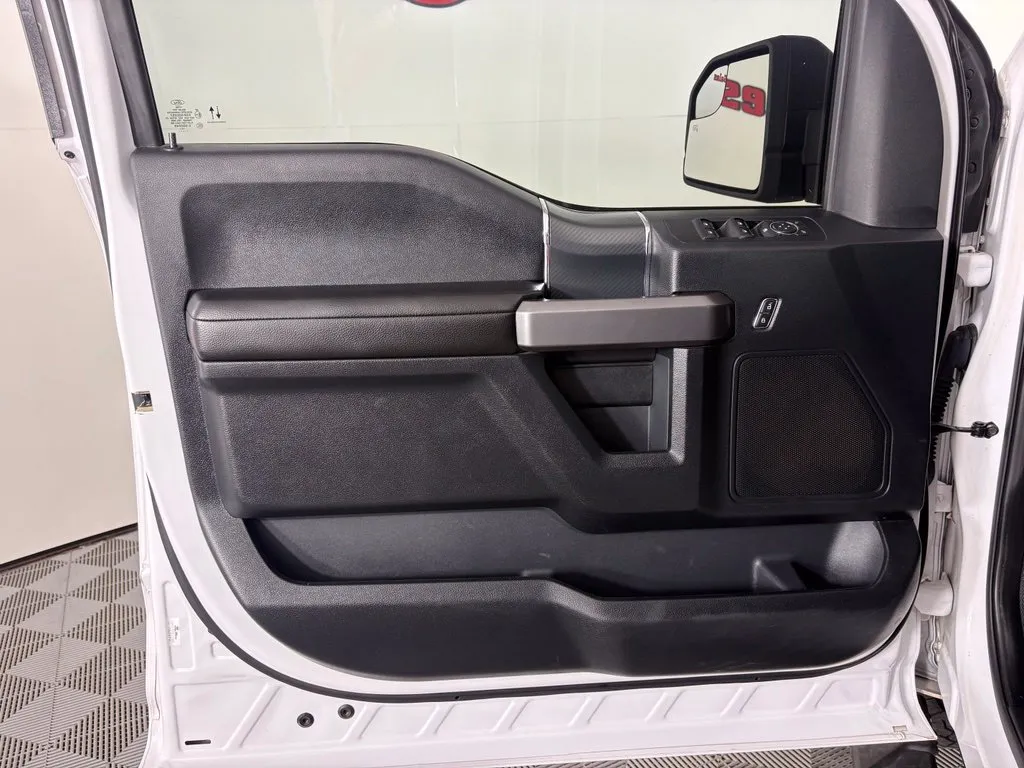 Ford F-150 photo 13