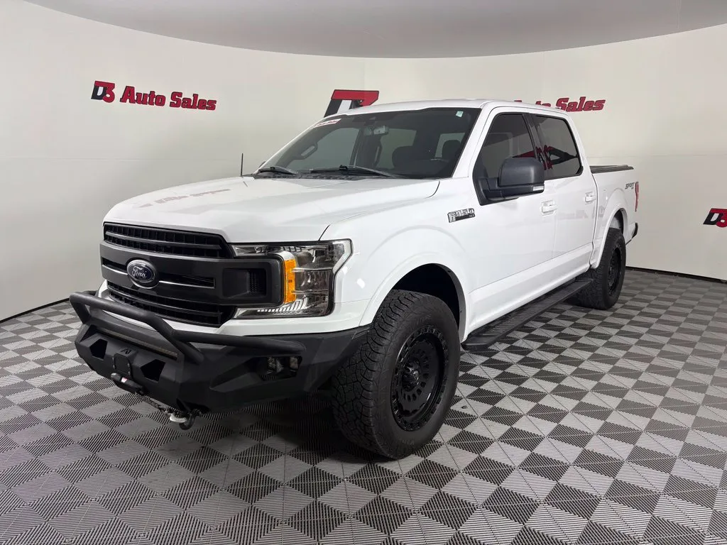 Ford F-150 photo 2