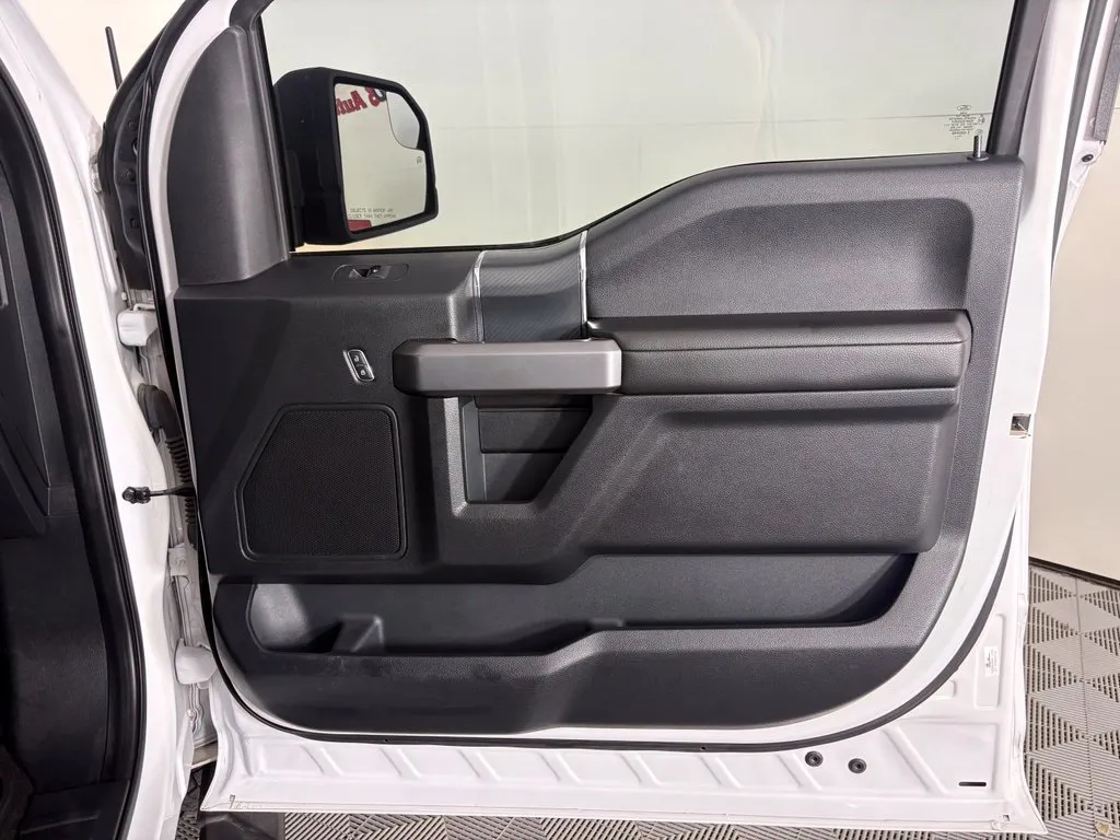 Ford F-150 photo 38