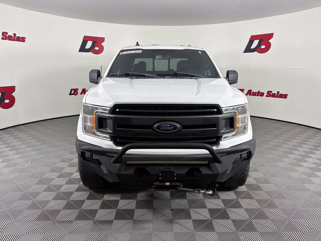 Ford F-150 photo 9