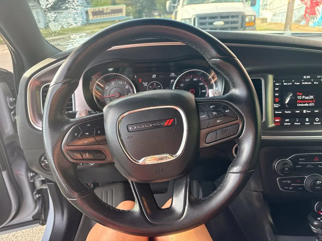Dodge Charger photo 11