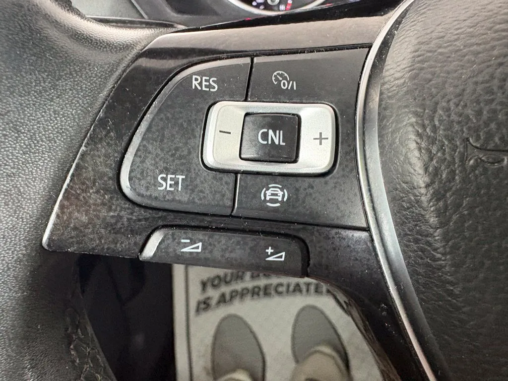 Volkswagen Tiguan photo 17