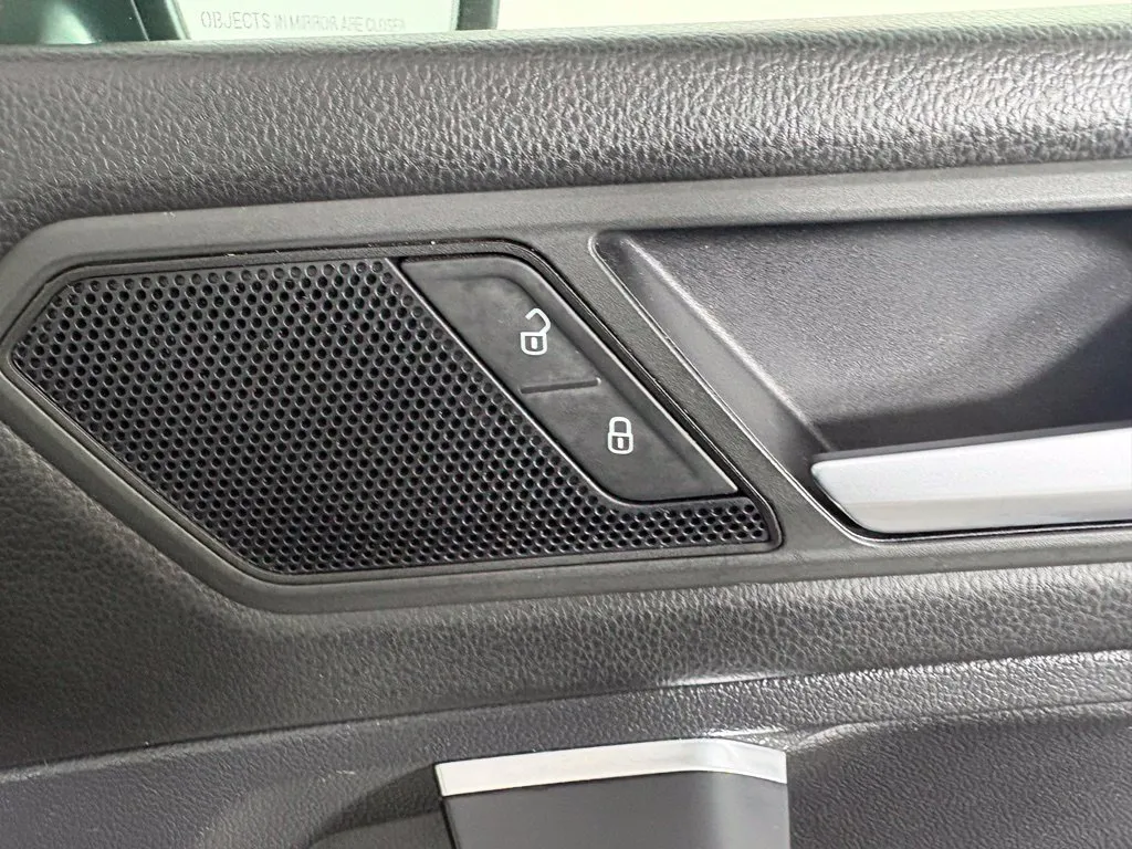 Volkswagen Tiguan photo 32