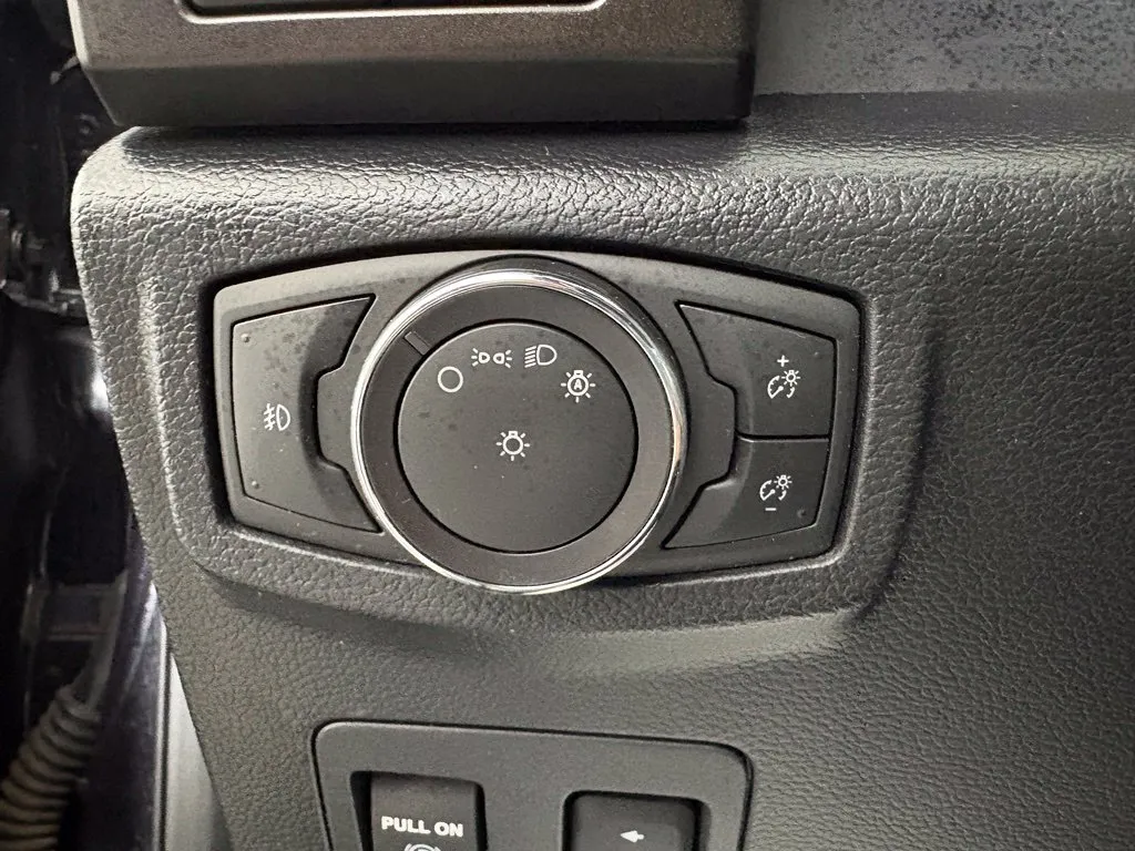 Ford Expedition photo 19