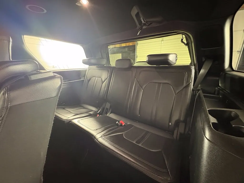 Ford Expedition photo 52