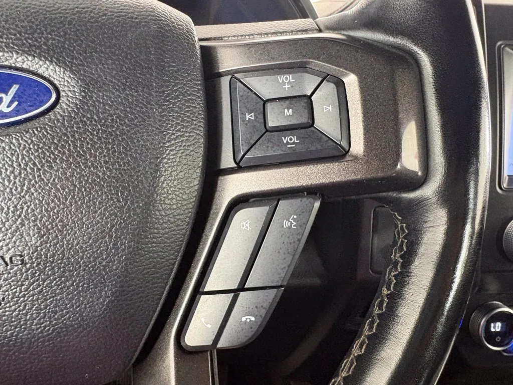 Ford Expedition photo 24