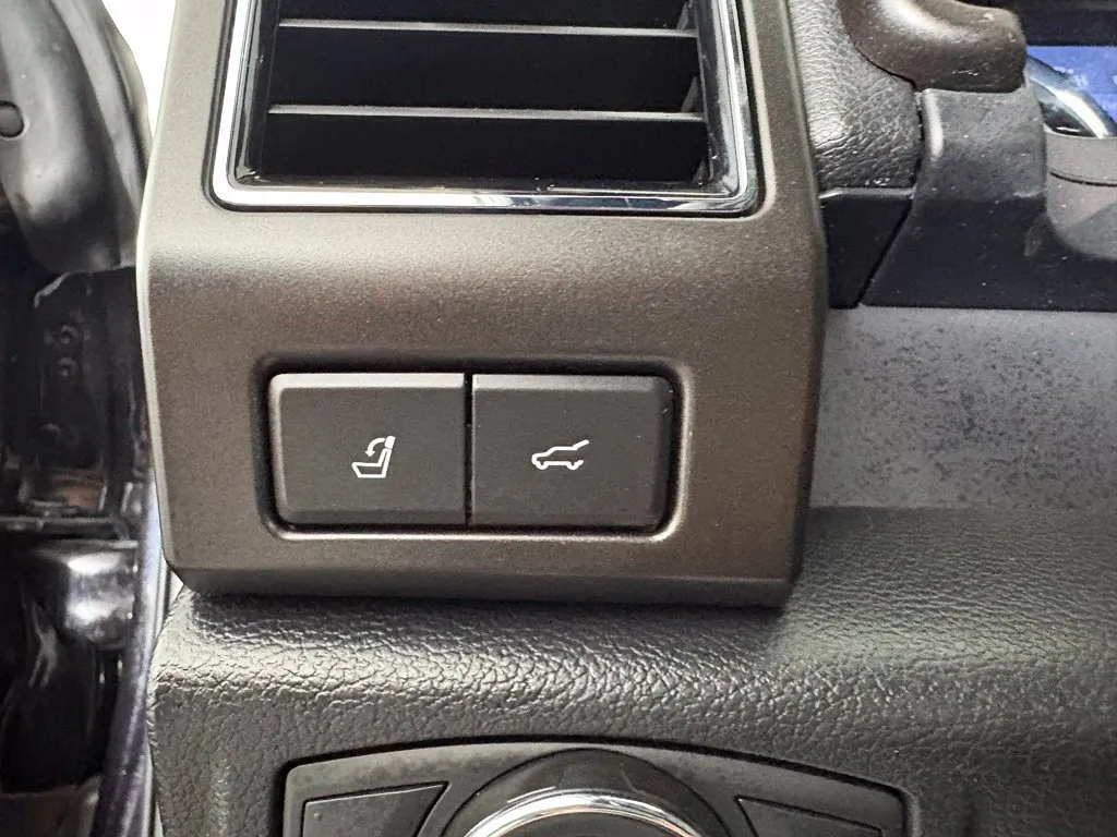 Ford Expedition photo 18