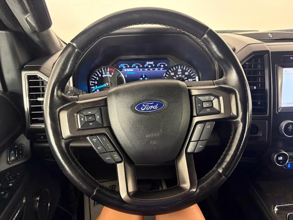 Ford Expedition photo 22