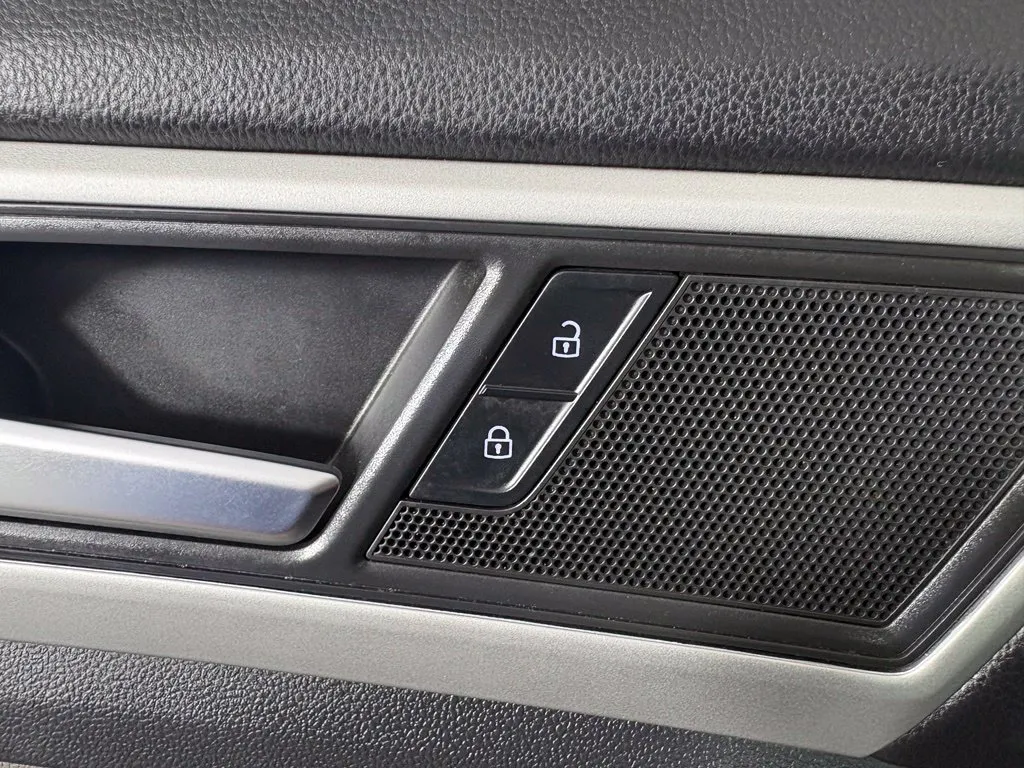 Volkswagen Atlas Cross Sport photo 14
