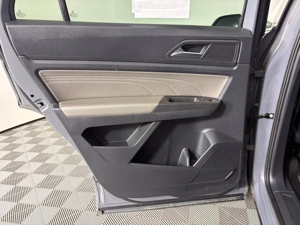 Volkswagen Atlas Cross Sport photo 41