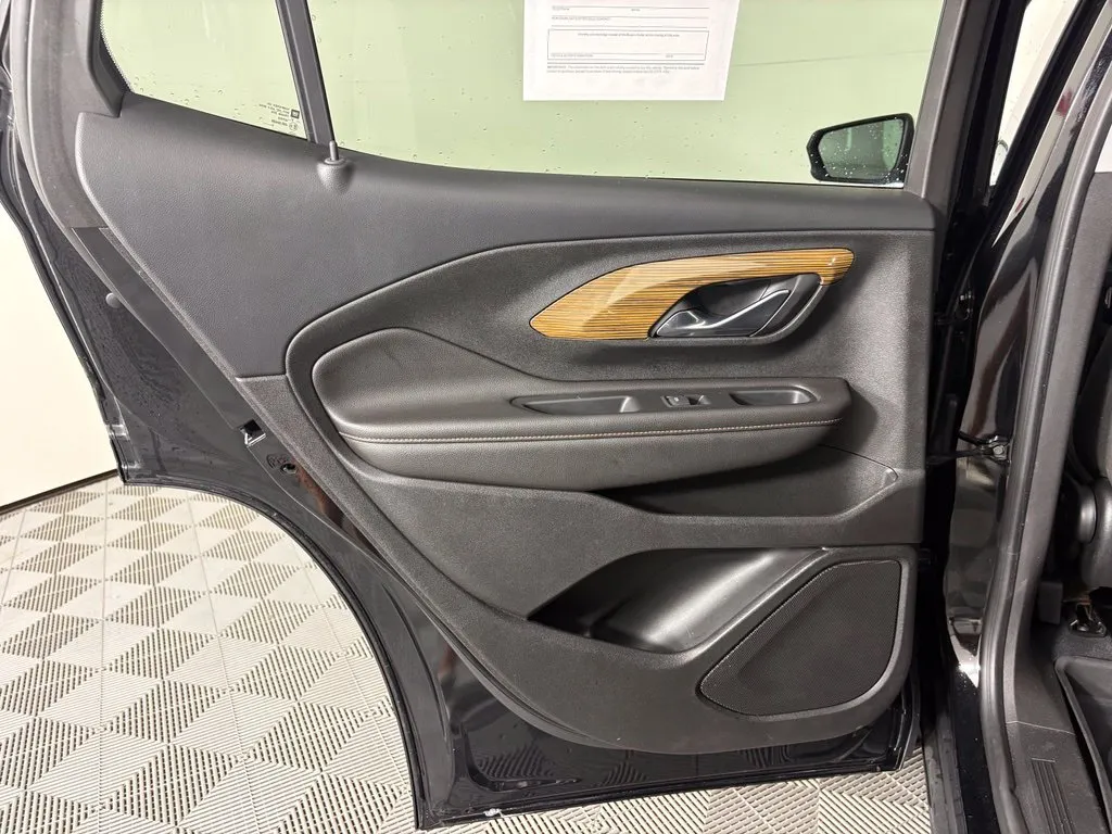 GMC Terrain photo 39