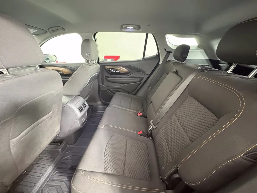 GMC Terrain photo 38