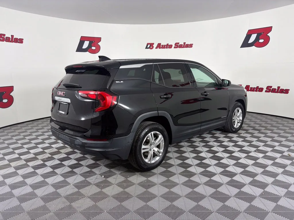 GMC Terrain photo 6