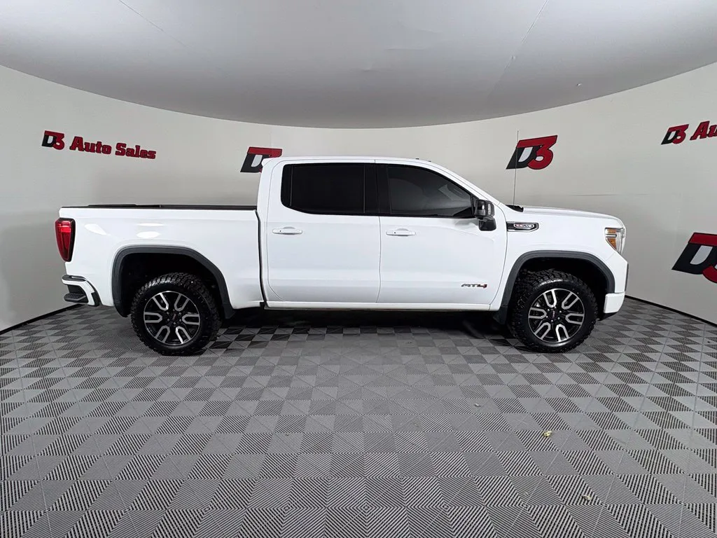 GMC Sierra photo 7