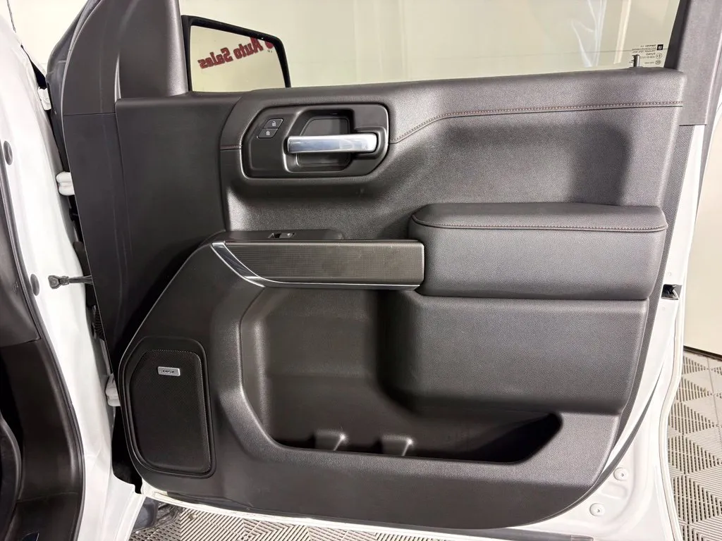 GMC Sierra photo 39