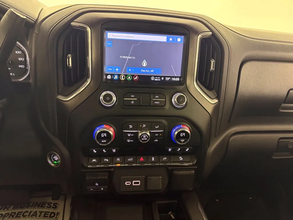GMC Sierra photo 26
