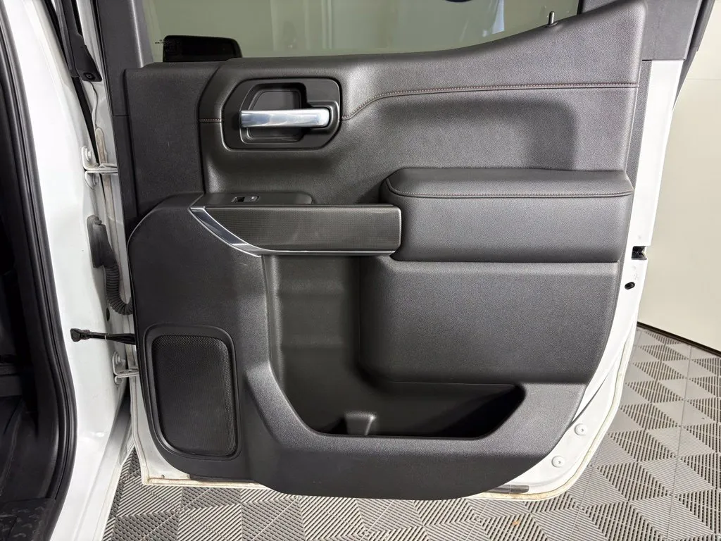 GMC Sierra photo 50