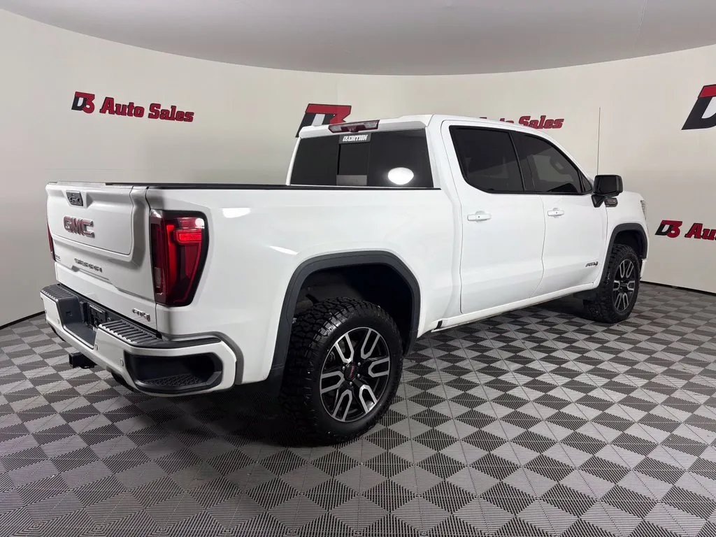 GMC Sierra photo 6