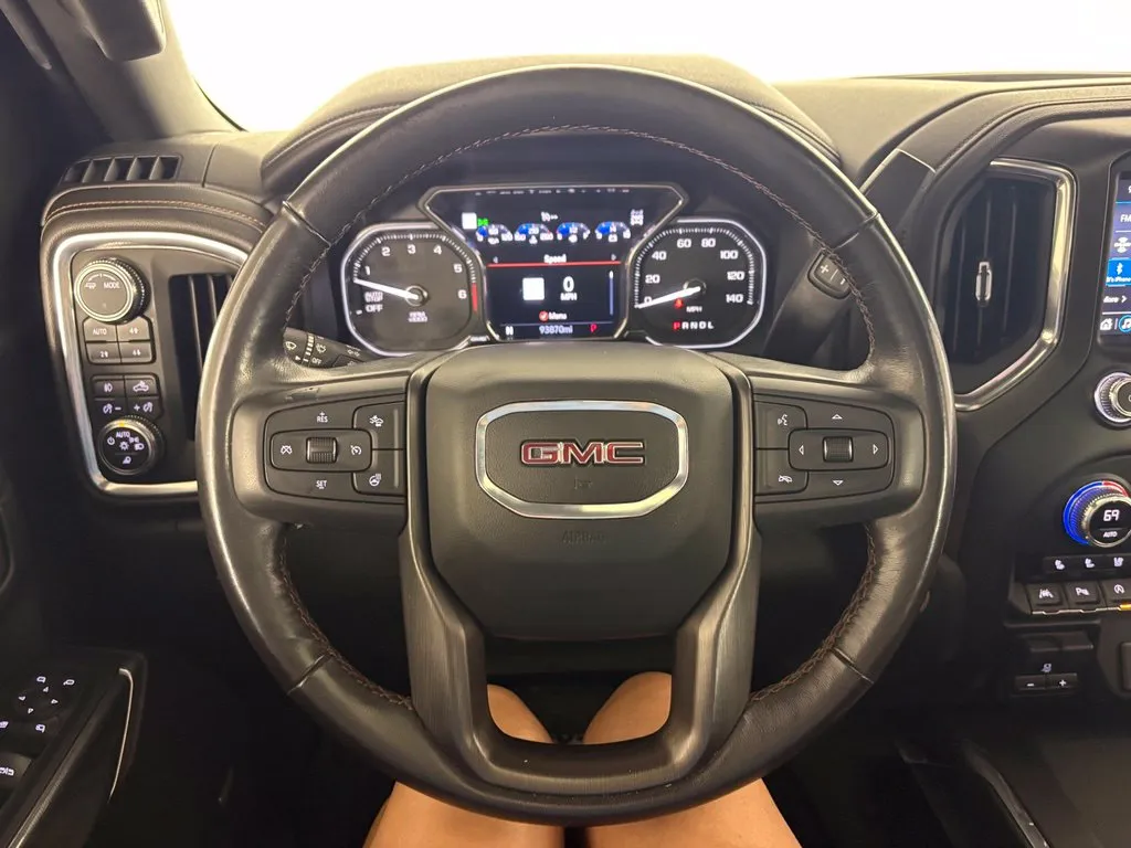 GMC Sierra photo 21