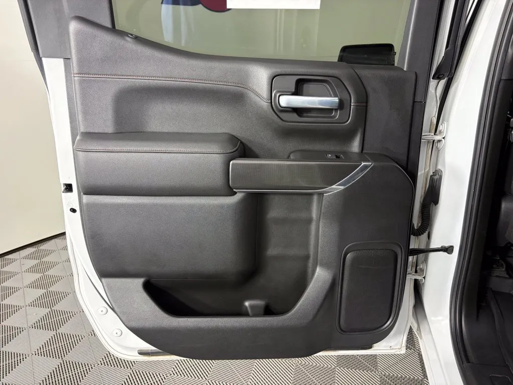 GMC Sierra photo 45