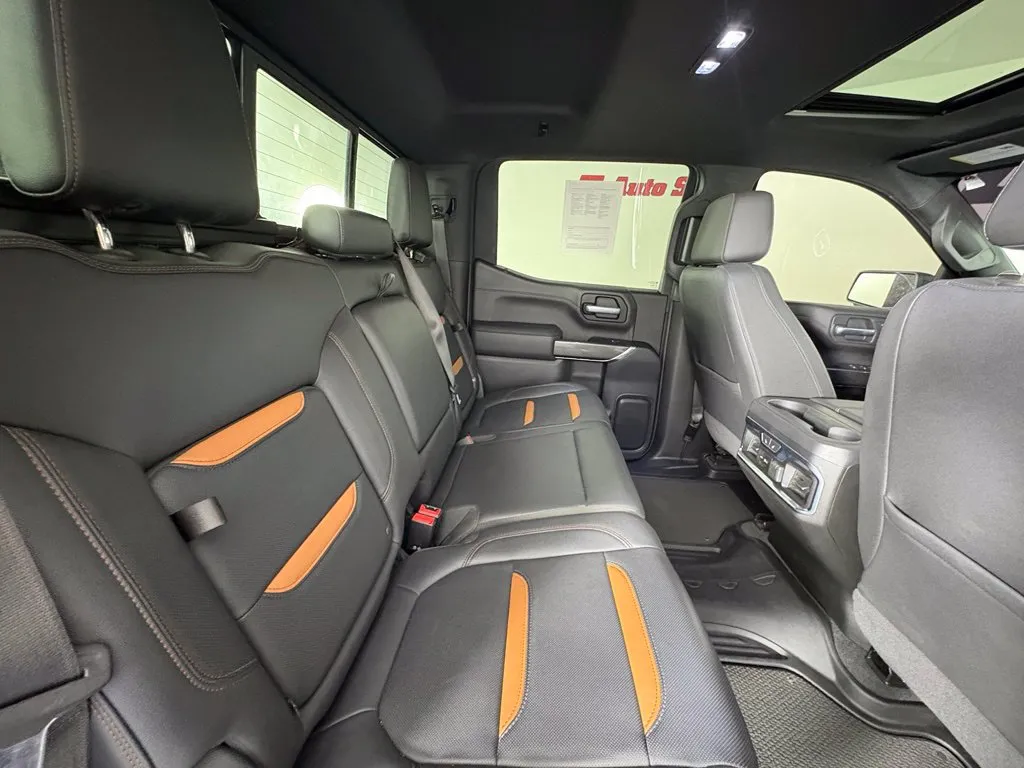 GMC Sierra photo 49