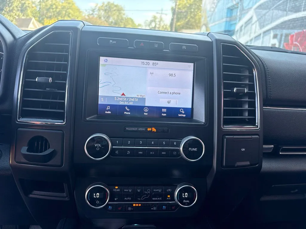 Ford Expedition MAX photo 15
