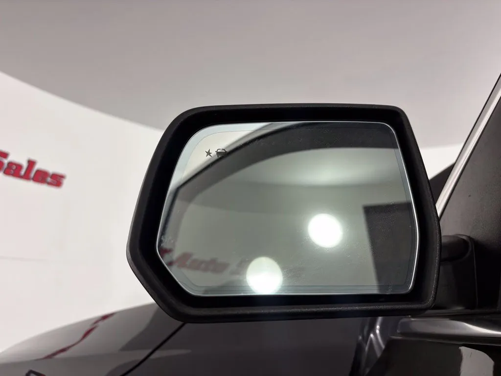 GMC Acadia photo 17
