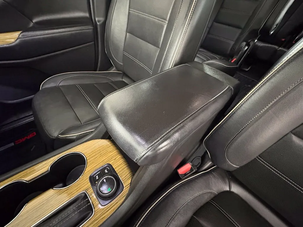GMC Acadia photo 33