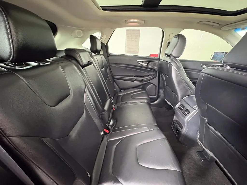 Ford Edge photo 45