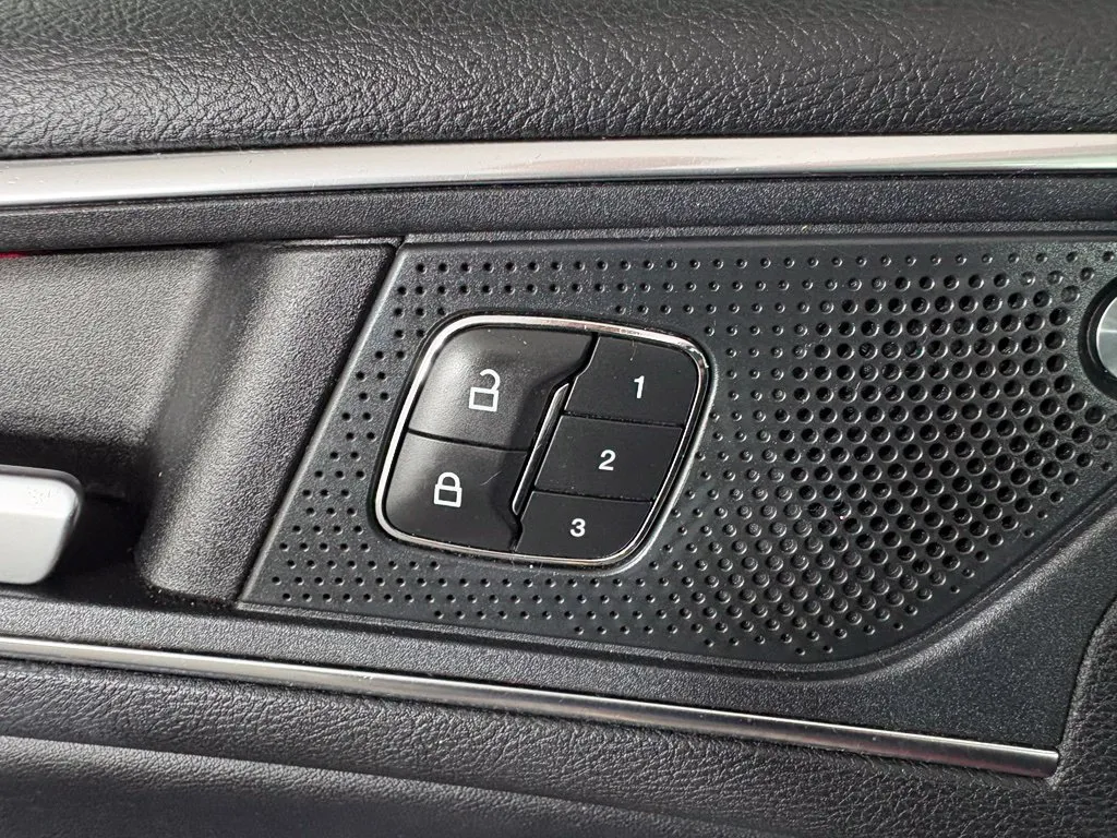 Ford Edge photo 13