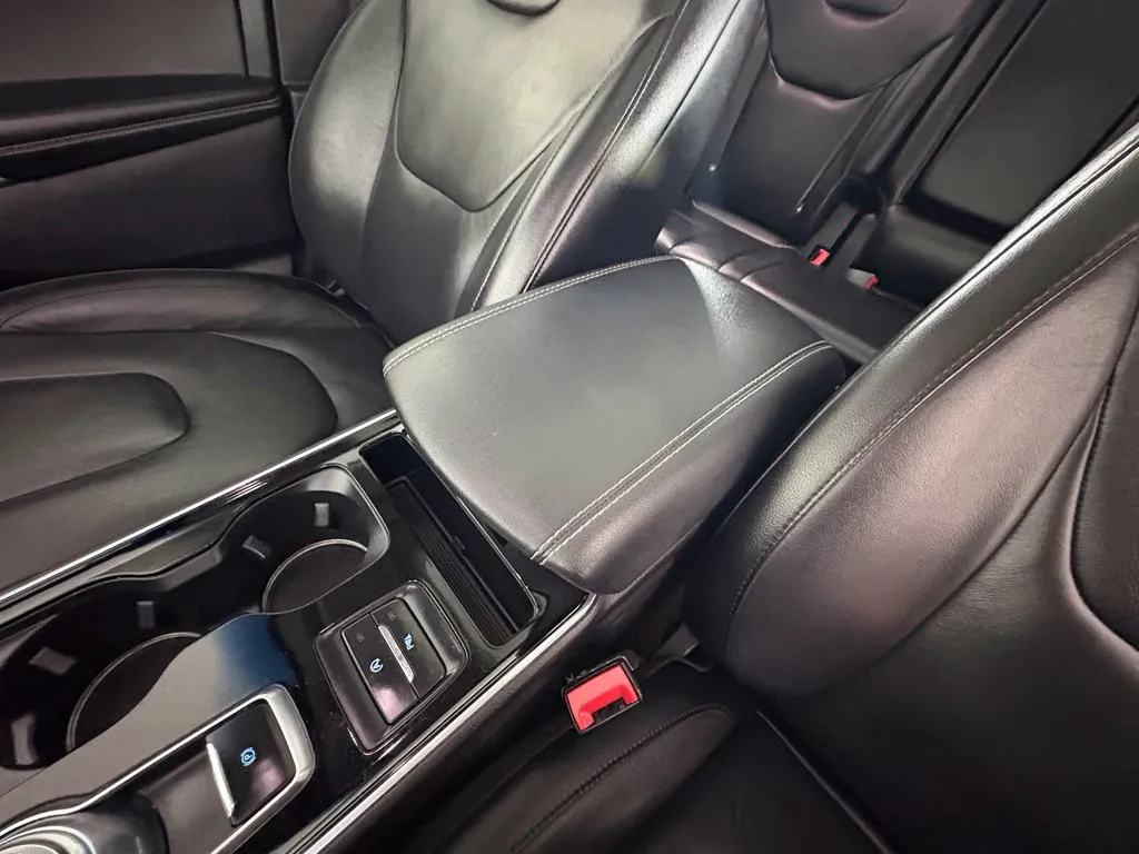 Ford Edge photo 31