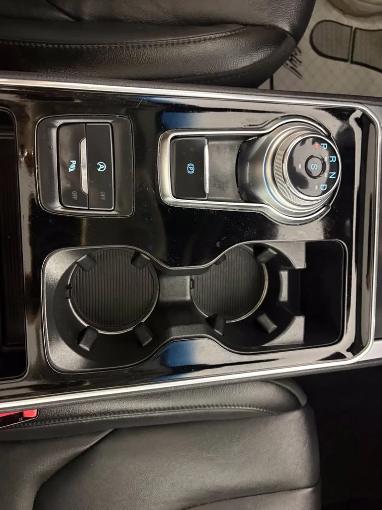 Ford Edge photo 26