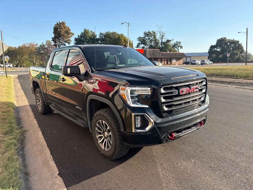 GMC Sierra photo 8