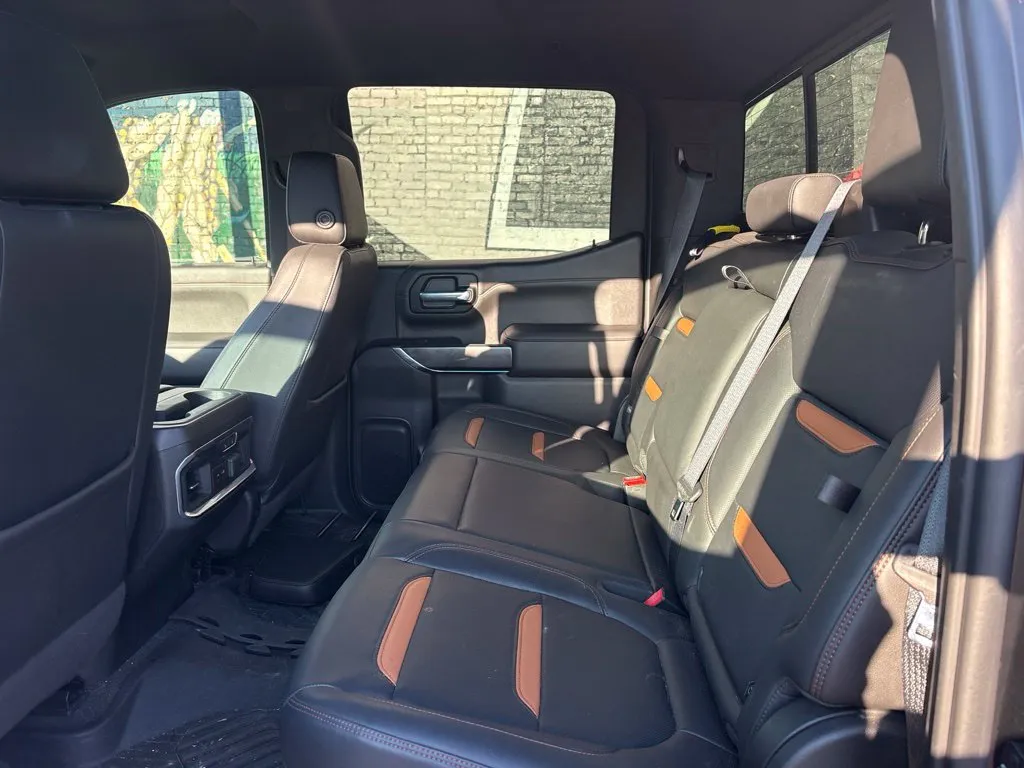 GMC Sierra photo 19
