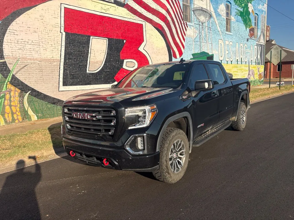 GMC Sierra
